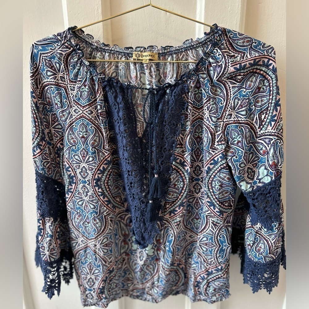 Democracy Bohemian Blue Size Small Top Bell 3/4 Length Sleeve Paisley Lace - Picture 3 of 10